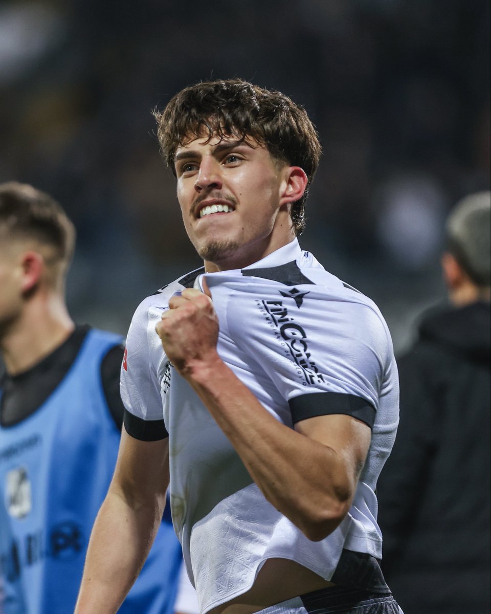 DIOGO SOUSA 🔥

#UnidosPeloVitória • #VSCCFEA