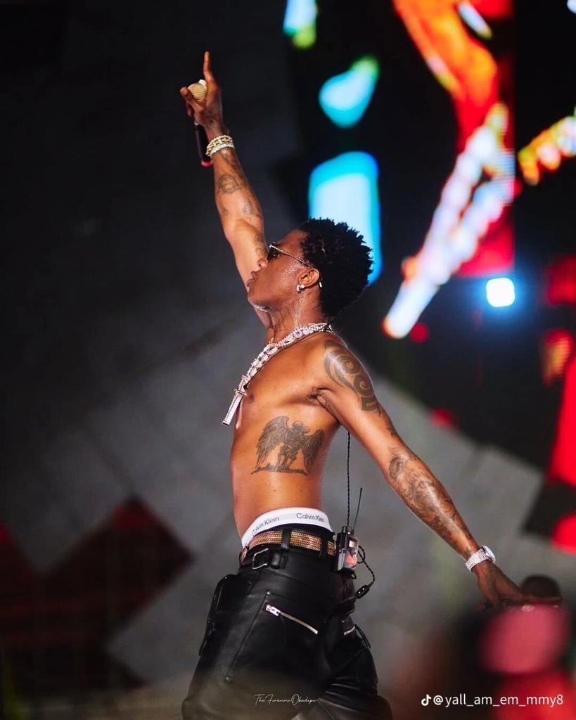 spjunior__'s tweet image. 🦅🦅🦅❤️
Choose wisely oooo.