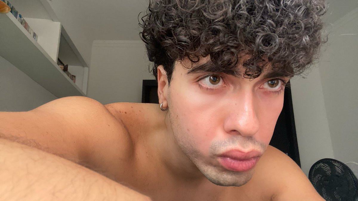 ashernymph's tweet image. oi vejam meus cachos