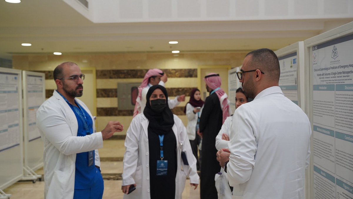 ملتقى المجلس الطلابي الثامن للأبحاث tweet media