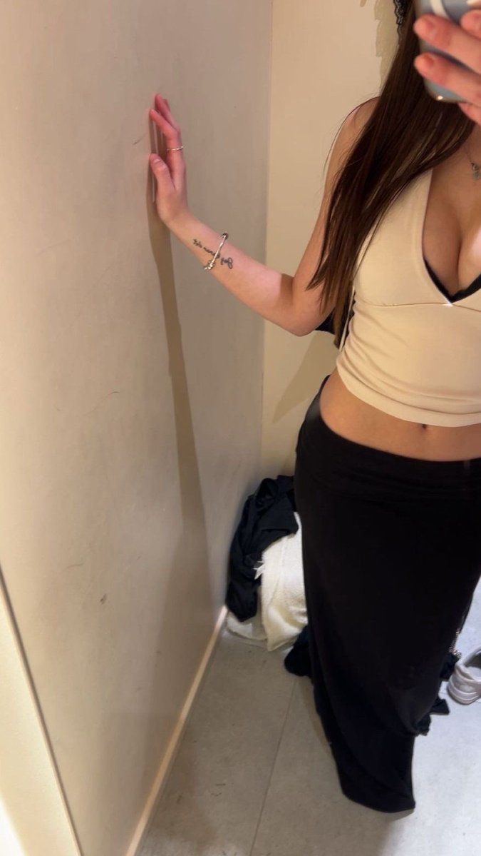 Bonusdottern's tweet image. Skriv något till mig🥰