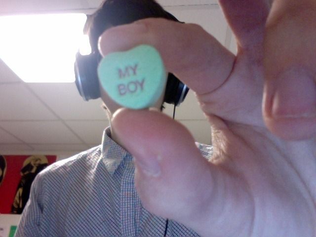cshdoingstuff's tweet photo. Will Toledo holding a Sweetheart https://t.co/AL0VKV1gzg
