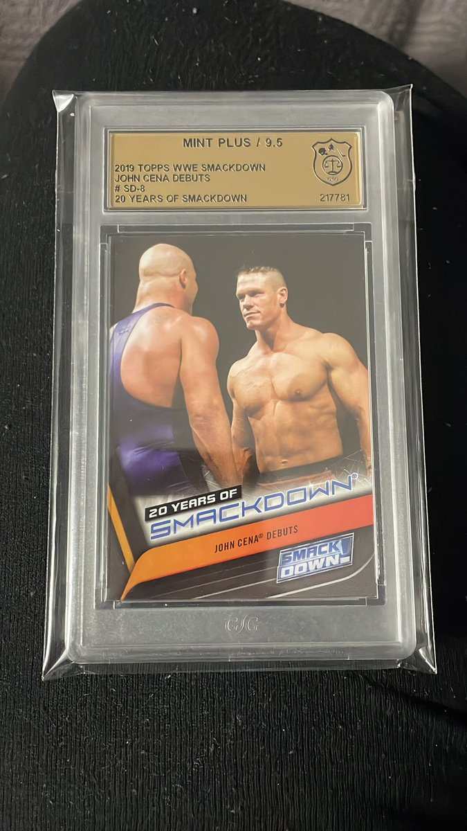 ProscheJean's tweet photo. Immer noch kaum zu glauben das diese Legenden ihre Karrieren bereits beendet haben, doch dieser Moment hier wird stets einer der Größten bleiben. Das debut Von einem der Größten aller Zeiten John Cena. https://t.co/ICDNNbx4c5