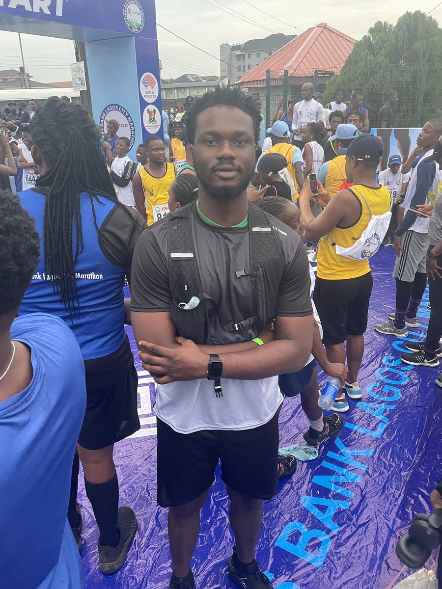 fadeogo (mbaku) tweet media