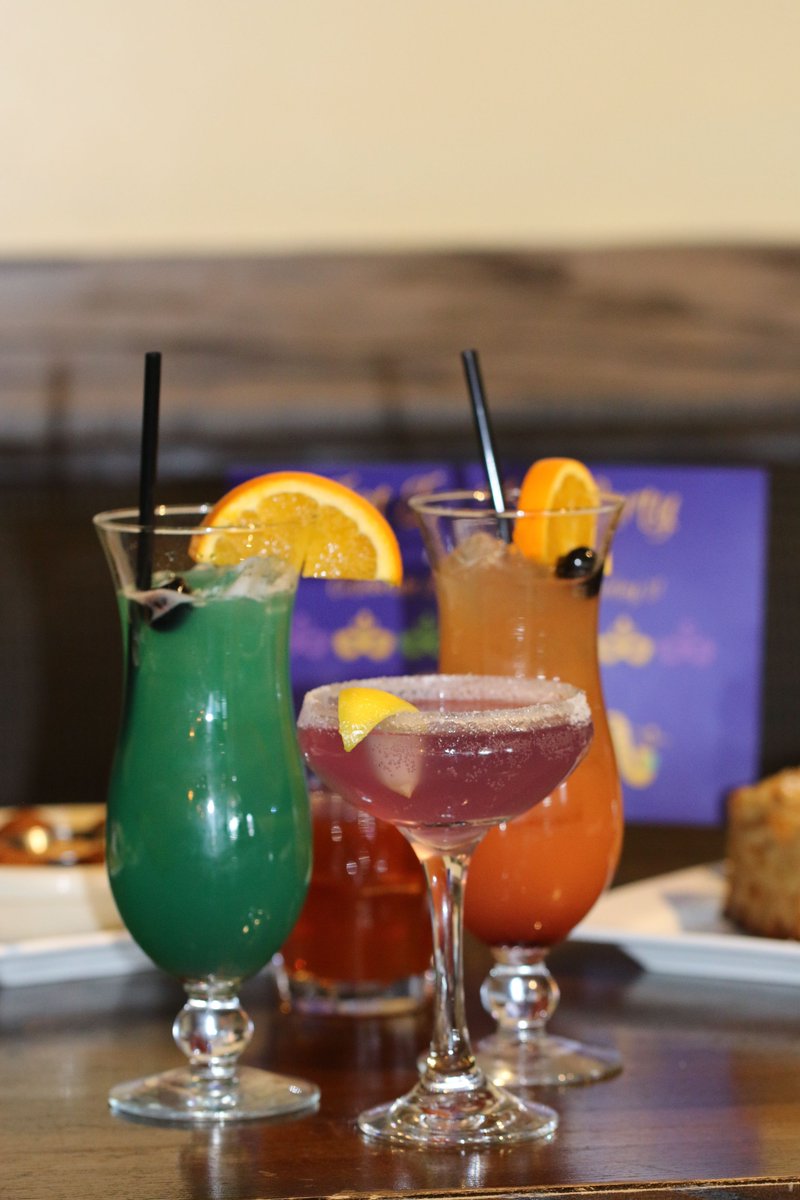 Shake up your Mardi Gras at Barleys! 🎉🎭Our limited-time French 75, Sazerac, and Hurricane are like a party in a glass!