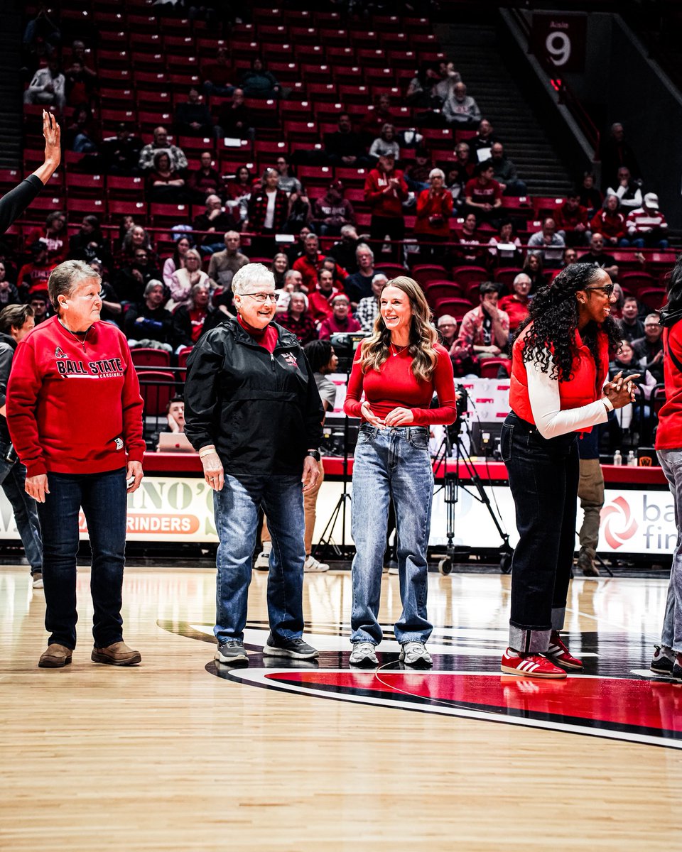 the house that they built. 

Welcomed back players from 1971-2018! 
Forever Family ❤️

#ChirpChirp x #AllInOnRed