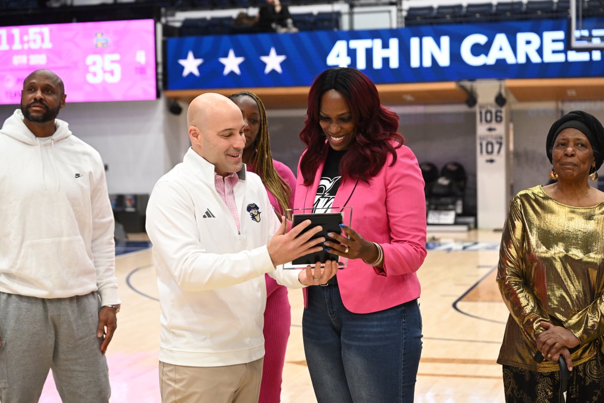 GW Women's Basketball tweet media