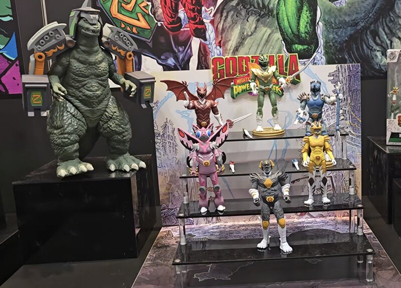 Toy Fair 2026: Playmates Godzilla Mighty Morphin Power Rangers Wave 2 Figures dlvr.it/TQyVyv