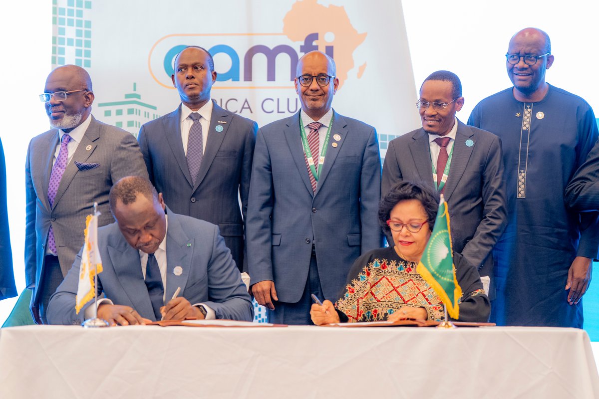 NEPAD_Agency's tweet photo. 𝐒𝐭𝐫𝐞𝐧𝐠𝐭𝐡𝐞𝐧𝐢𝐧𝐠 𝐀𝐟𝐫𝐢𝐜𝐚’𝐬 𝐟𝐢𝐧𝐚𝐧𝐜𝐢𝐚𝐥 𝐚𝐫𝐜𝐡𝐢𝐭𝐞𝐜𝐭𝐮𝐫𝐞 𝐦𝐞𝐚𝐧𝐬 𝐥𝐨𝐰𝐞𝐫𝐢𝐧𝐠 𝐭𝐡𝐞 𝐜𝐨𝐬𝐭 𝐨𝐟 𝐜𝐚𝐩𝐢𝐭𝐚𝐥 𝐬𝐨 𝐭𝐡𝐚𝐭 𝐜𝐨𝐦𝐦𝐮𝐧𝐢𝐭𝐢𝐞𝐬 𝐜𝐚𝐧 𝐚𝐜𝐜𝐞𝐬𝐬 𝐜𝐥𝐞𝐚𝐧 𝐰𝐚𝐭𝐞𝐫, 𝐫𝐞𝐥𝐢𝐚𝐛𝐥𝐞 𝐞𝐧𝐞𝐫𝐠𝐲, 𝐚𝐧𝐝 𝐦𝐨𝐝𝐞𝐫𝐧 𝐭𝐫𝐚𝐧𝐬𝐩𝐨𝐫𝐭. 𝐈𝐭 𝐦𝐞𝐚𝐧𝐬 𝐦𝐨𝐛𝐢𝐥𝐢𝐬𝐢𝐧𝐠 𝐀𝐟𝐫𝐢𝐜𝐚𝐧 𝐚𝐧𝐝 𝐩𝐫𝐢𝐯𝐚𝐭𝐞 𝐜𝐚𝐩𝐢𝐭𝐚𝐥 𝐭𝐨 𝐛𝐮𝐢𝐥𝐝 𝐬𝐜𝐡𝐨𝐨𝐥𝐬, 𝐡𝐨𝐬𝐩𝐢𝐭𝐚𝐥𝐬, 𝐚𝐧𝐝 𝐢𝐧𝐝𝐮𝐬𝐭𝐫𝐢𝐞𝐬 𝐭𝐡𝐚𝐭 𝐜𝐫𝐞𝐚𝐭𝐞 𝐣𝐨𝐛𝐬 𝐟𝐨𝐫 𝐨𝐮𝐫 𝐲𝐨𝐮𝐭𝐡.⁣⁣
⁣⁣
Today, by signing the Framework Agreement with AAMFI, we launched the Africa Infrastructure Financing Facility (AIFF) – a practical, Africa-led platform to unlock long-term investment in transformative projects.⁣⁣
⁣⁣
This is how #Agenda2063 becomes real — not just in policy papers, but in the lives of millions of Africans.⁣⁣
⁣⁣
#AfricaWeWant