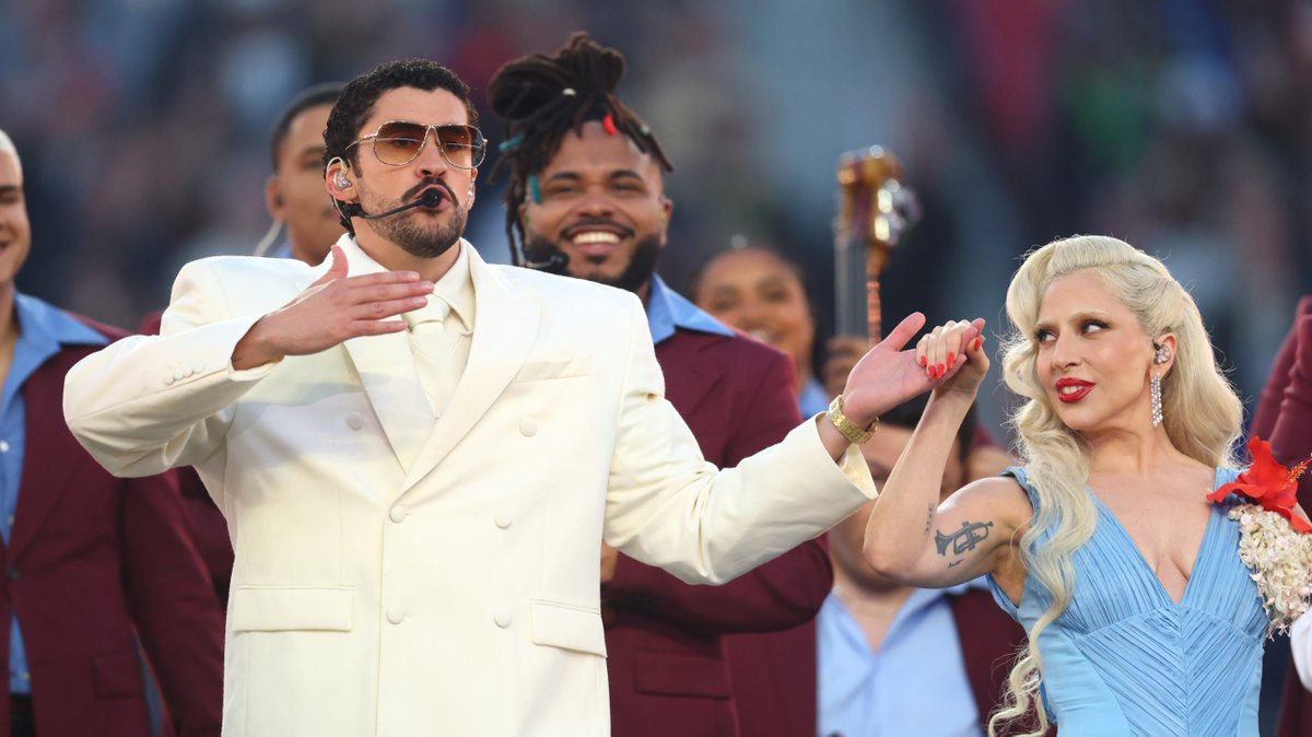 FCC reportedly looked into Bad Bunny’s halftime show following Republican outrage and found… nothing dlvr.it/TQyWLB