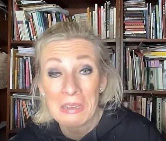 "Le dichiarazioni di Zelensky sono ormai deliri di una persona malata e un indicatore che non è nel suo pieno delle facoltà mentali".  
Così la portavoce del Ministero degli Esteri russo, #Zakharova ha commentato le parole del presidente ucraino. 
Ecco...