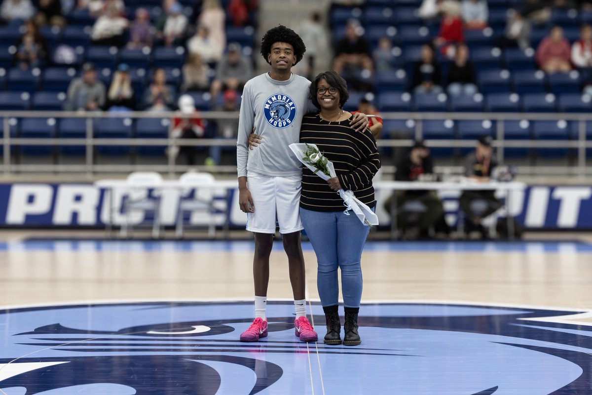 Memorial Hoops 🏀 tweet media