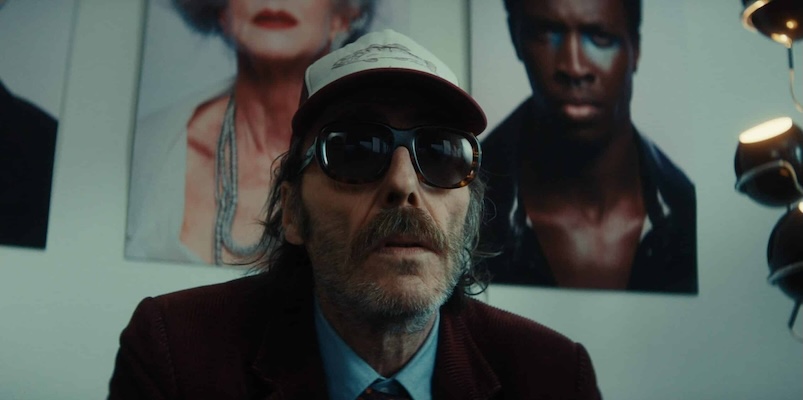 "Mort d’un acteur" d'Ambroise Rateau, nommé aux César 2026 du meilleur court-métrage. Une comédie métafictionnelle dans laquelle l’acteur Philippe Rebbot devient spectateur de sa propre mort et doit agir en conséquence : formatcourt.com/2026/02/mort-d…