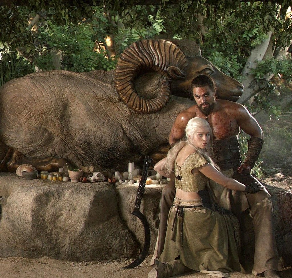 A person tweet media