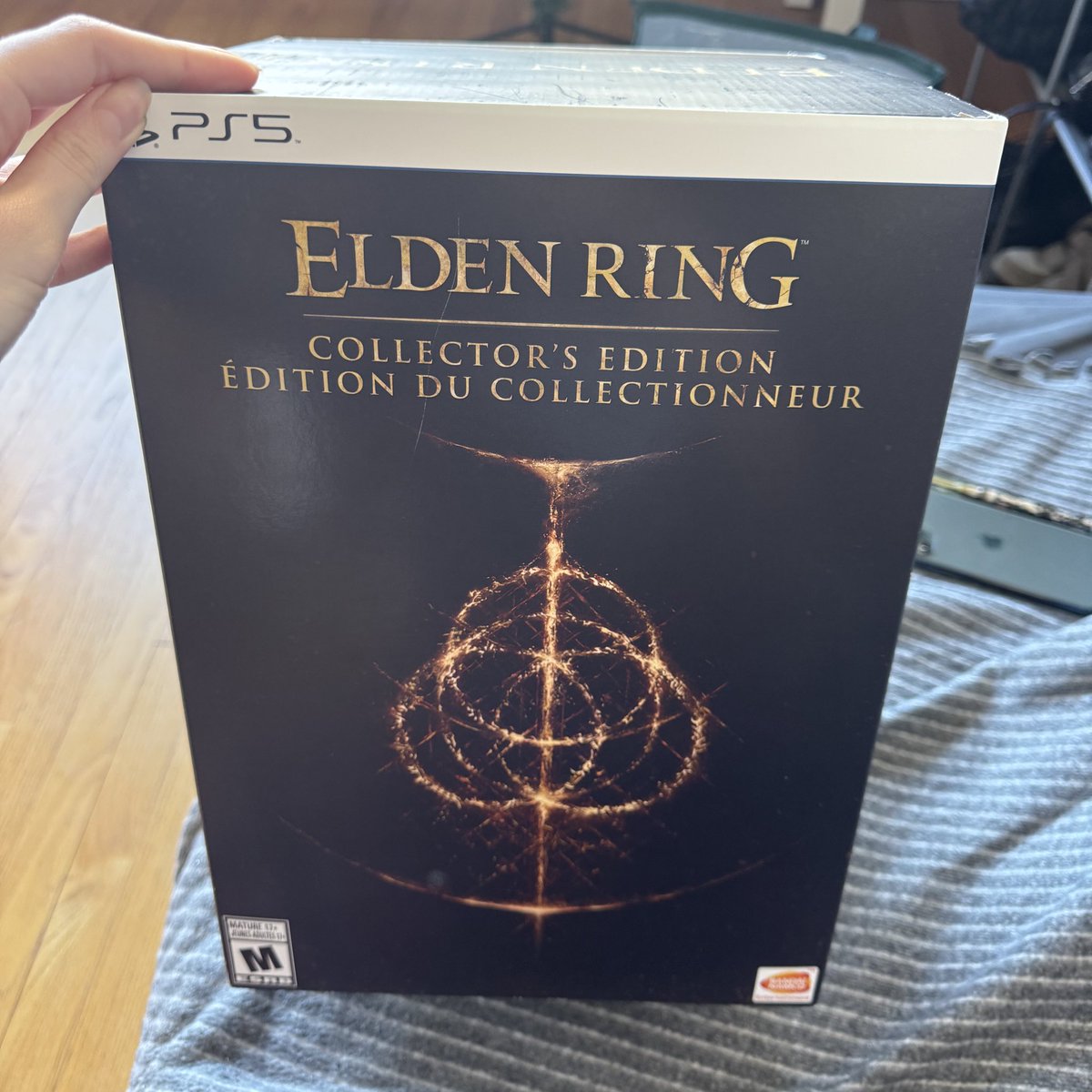 guys….. my boyfriends valentines day gift…… im thinking of marrying him