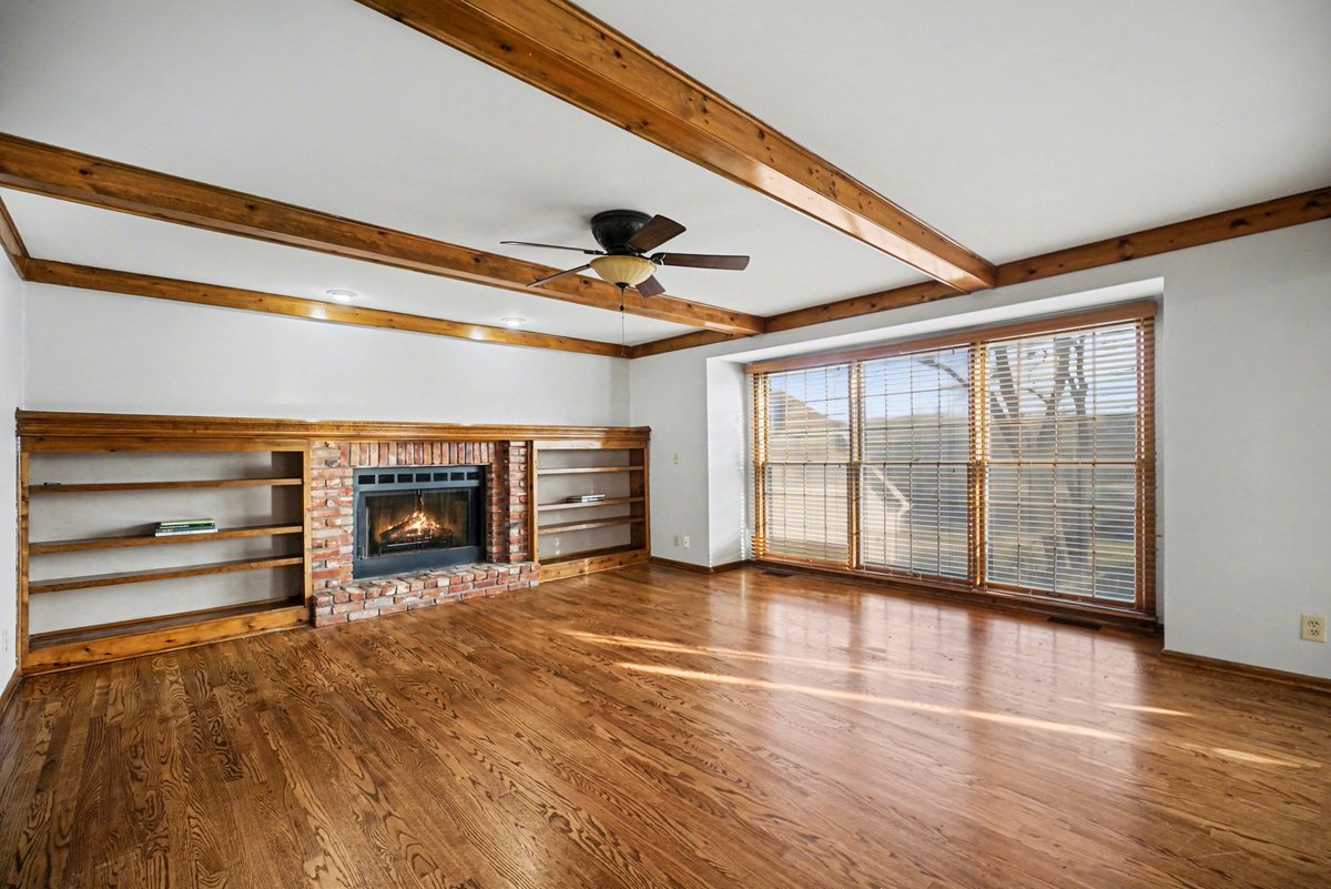 ChrisCollinsKC's tweet photo. Just Listed in The Cedars - Check it out. 
https://t.co/NICgrE6saA https://t.co/Dz4HCO1RFn