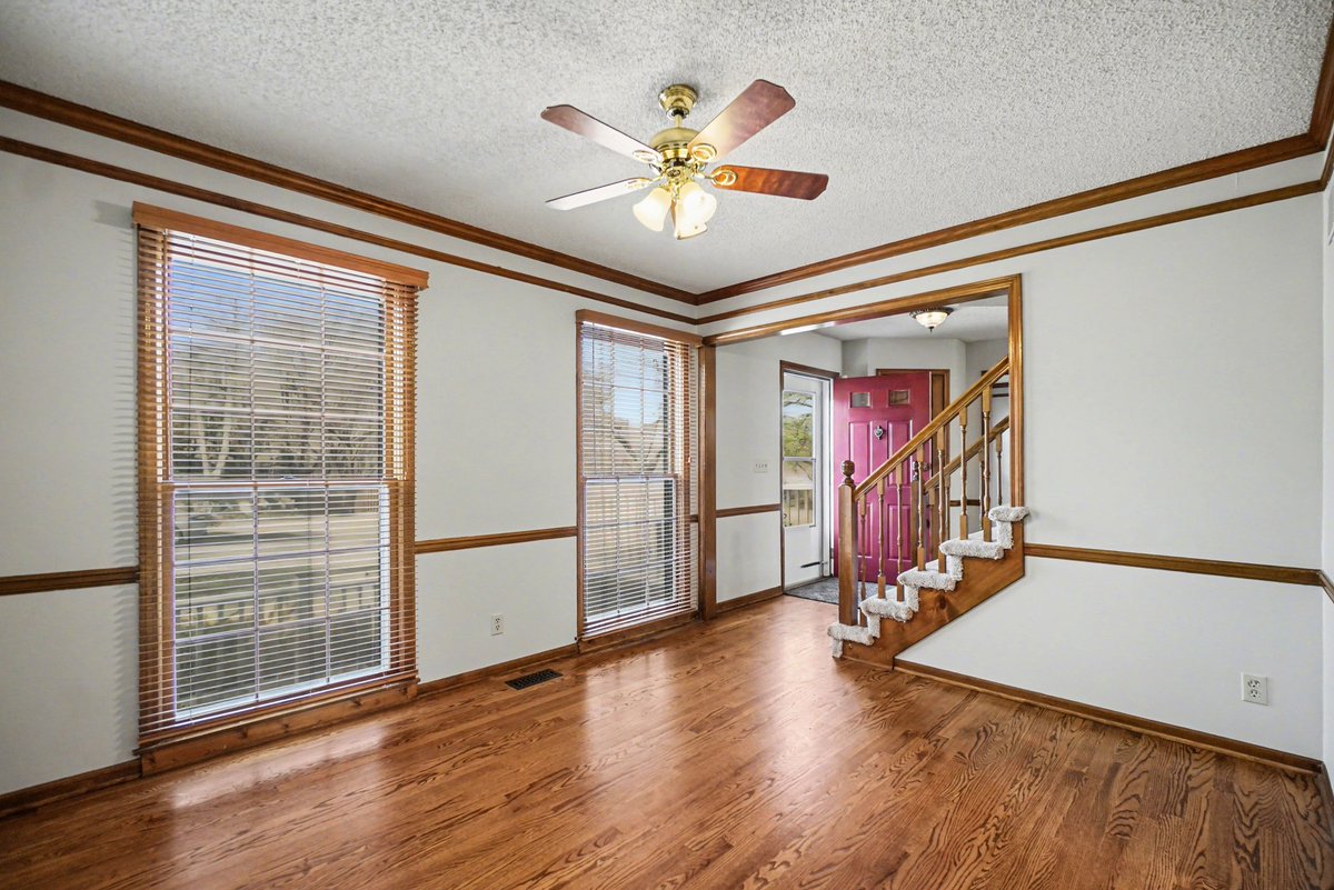 ChrisCollinsKC's tweet photo. Just Listed in The Cedars - Check it out. 
https://t.co/NICgrE6saA https://t.co/Dz4HCO1RFn