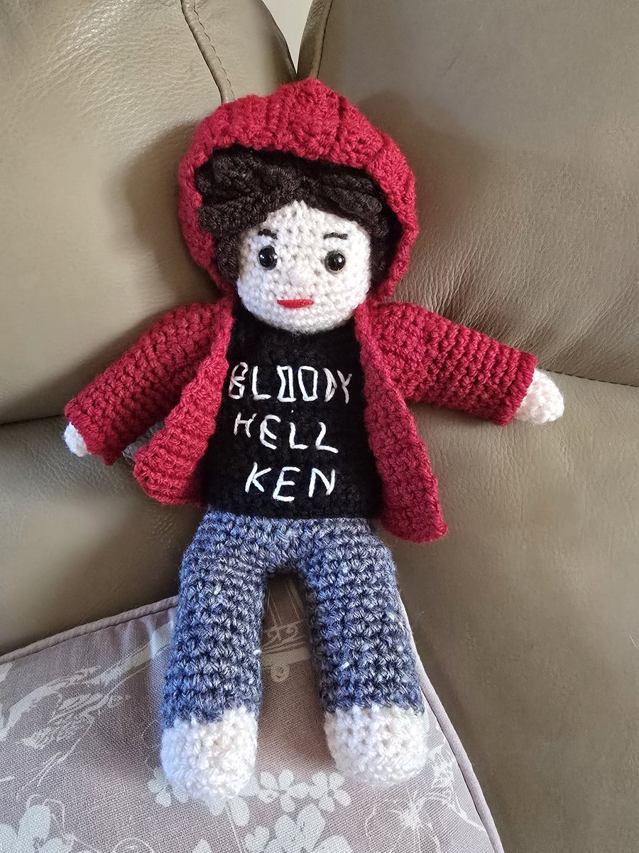 suefeb14's tweet photo. It's my birthday and my friend had this made for me 😃❤️ @danny_robins #uncanny #bloodyhellken https://t.co/IcxD4FGLYd