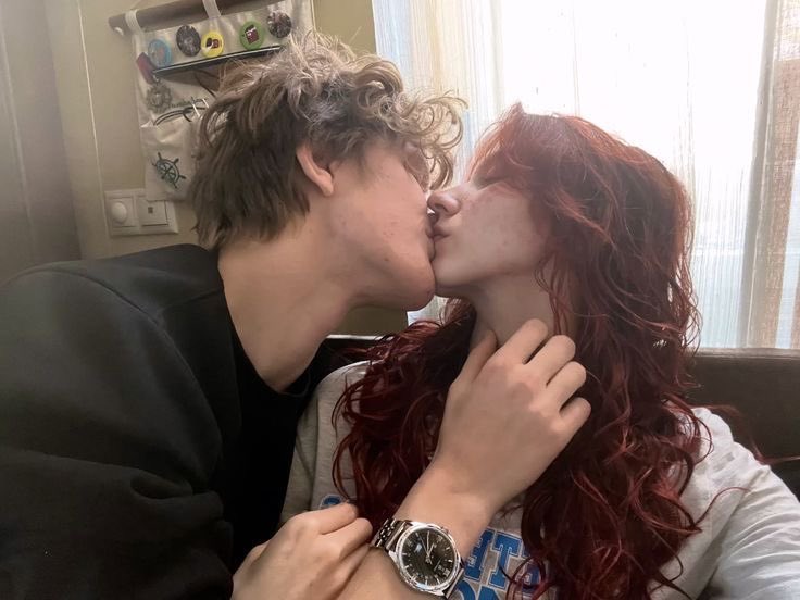 logan_eadsn's tweet photo. Feliz san valentín al amor de mi vida ❤️ #ElArteDeSerNosotros https://t.co/nbyW2hJSba