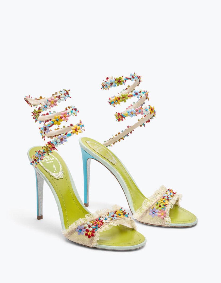badestoutfit's tweet photo. rené caovilla ‘bloom’ sandals https://t.co/nLLLGYcY26