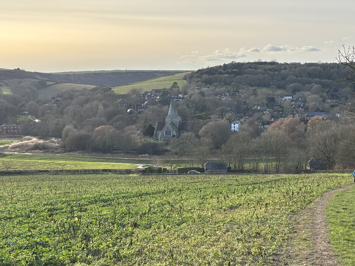 𝕎𝟜𝕟𝕜𝕗𝟜𝕥𝕙𝕖𝕣 (Top, Lad) tweet media