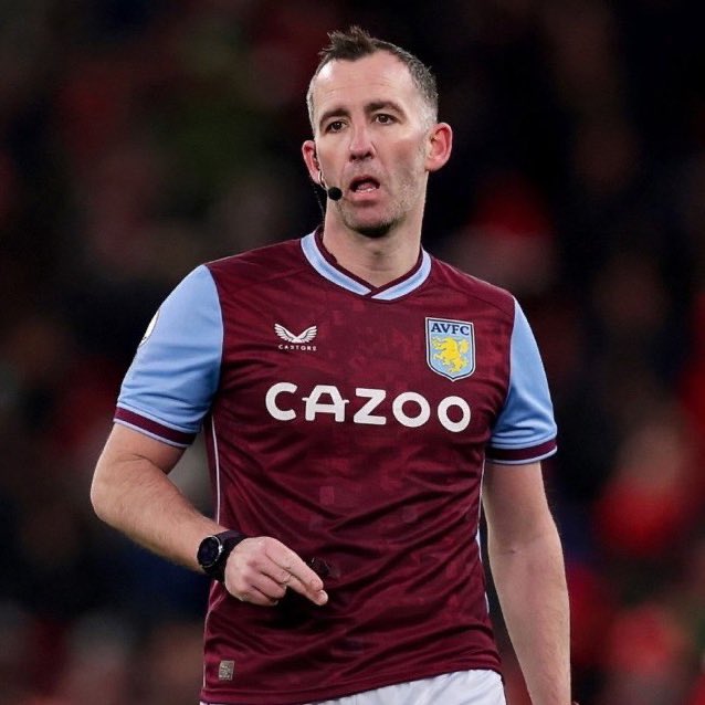 Goalscorer Abraham miles offside ✅
Denied AT LEAST two clear penalties ✅
Digne booked for actual bodily harm ✅
Free kick given for a handball in box ✅

Chris Kavanagh and his assistants should be stood down from their respective jobs for a very long time. 🤡