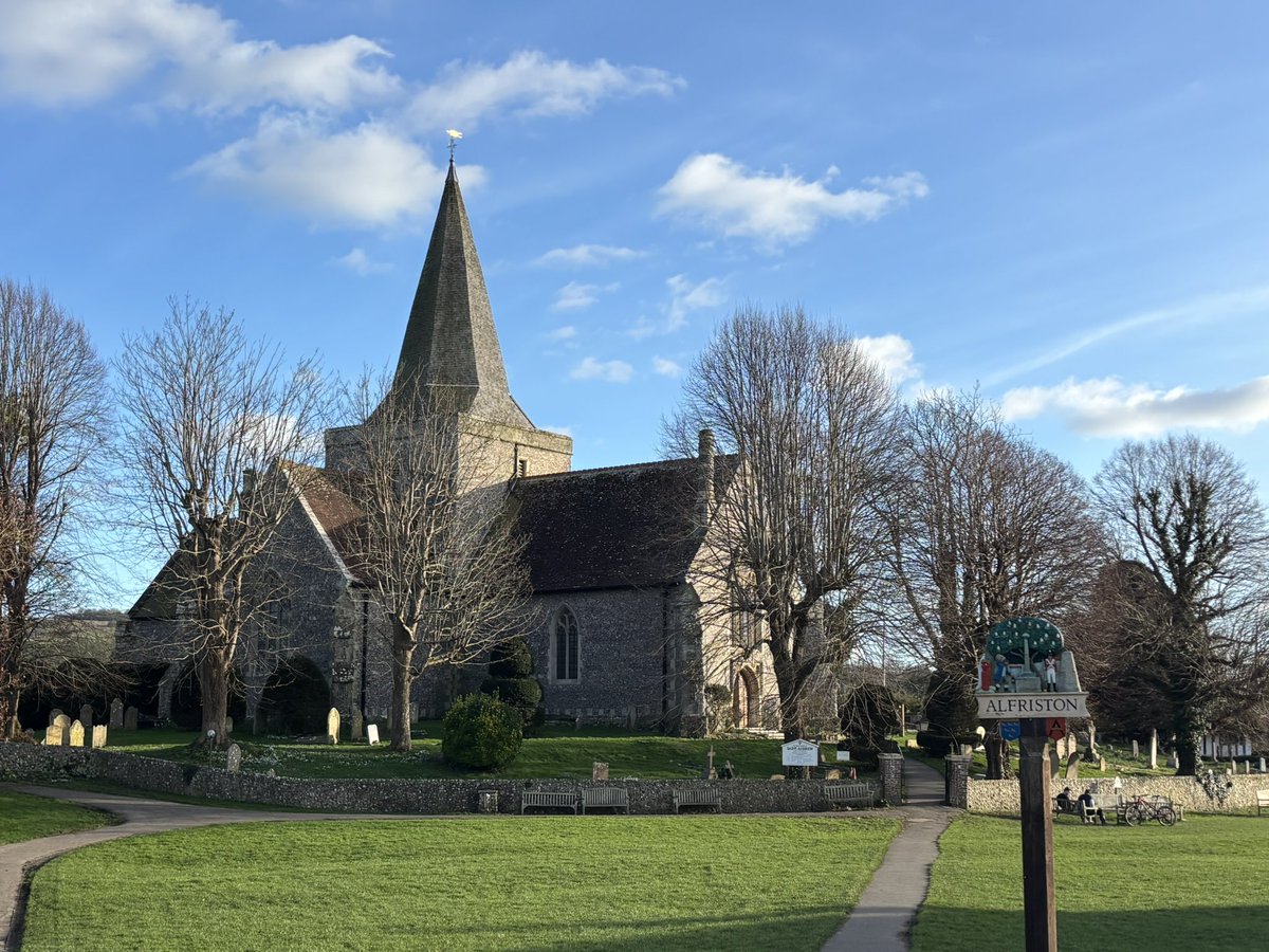 𝕎𝟜𝕟𝕜𝕗𝟜𝕥𝕙𝕖𝕣 (Top, Lad) tweet media