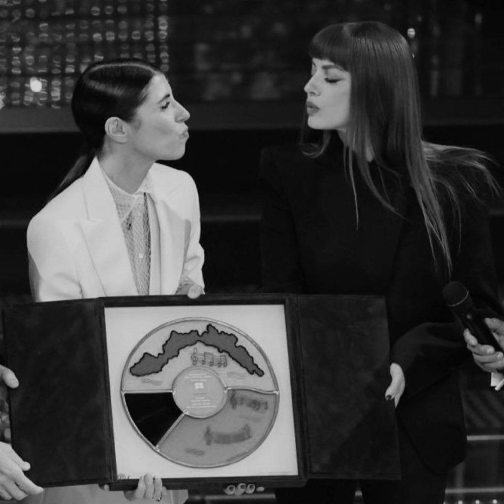 hanno trasformato sanremo in una celebrazione del talento costruito nel tempo