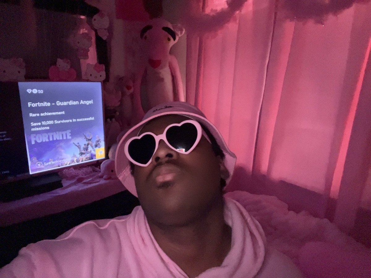 Pinky Boy KD ♡ tweet media