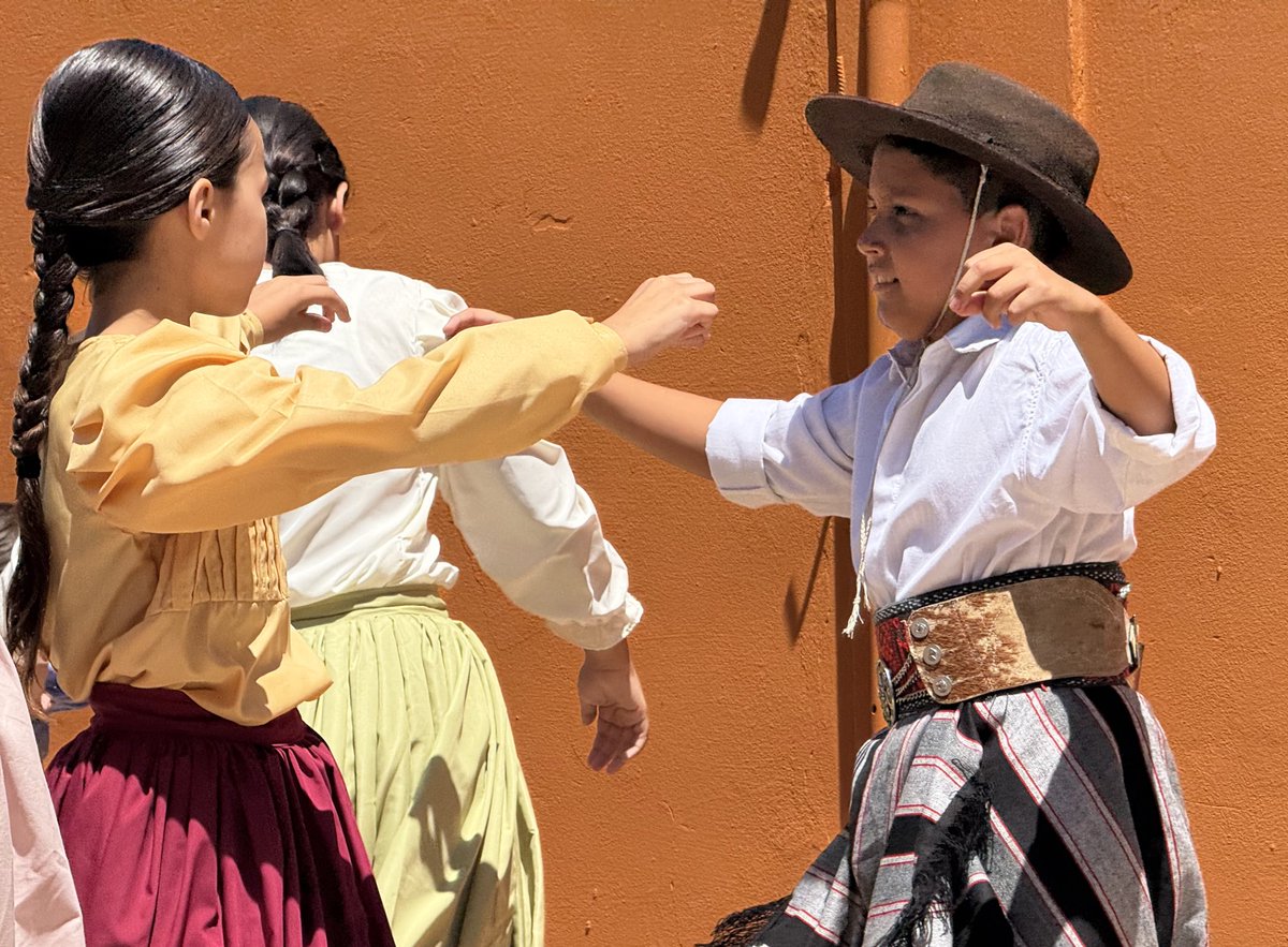 Estuvimos en la inauguración del Centro Cultural Santa Clara de Asís, una institución fundada hace 65 años por vecinos y vecinas de Claypole, que sigue siendo un espacio de encuentro y participación para la comunidad.

#BrownConVos