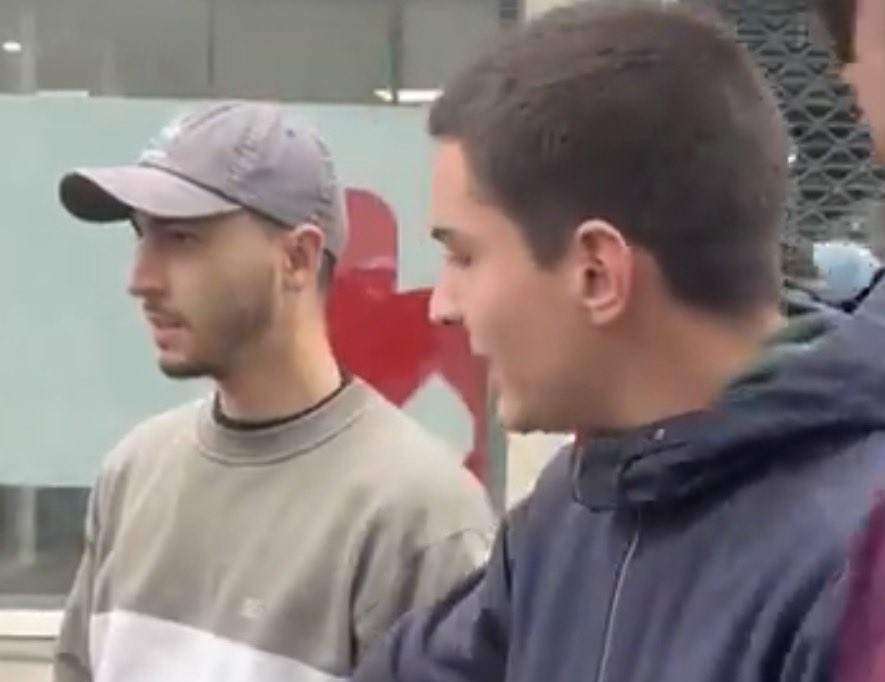 <a href="/RafaelSereti/">Rafael Sereti</a> Faites tourner ces visages partout <a href="/PoliceNationale/">Police nationale</a> <a href="/LyonPolice/">Police Nationale de Lyon</a>