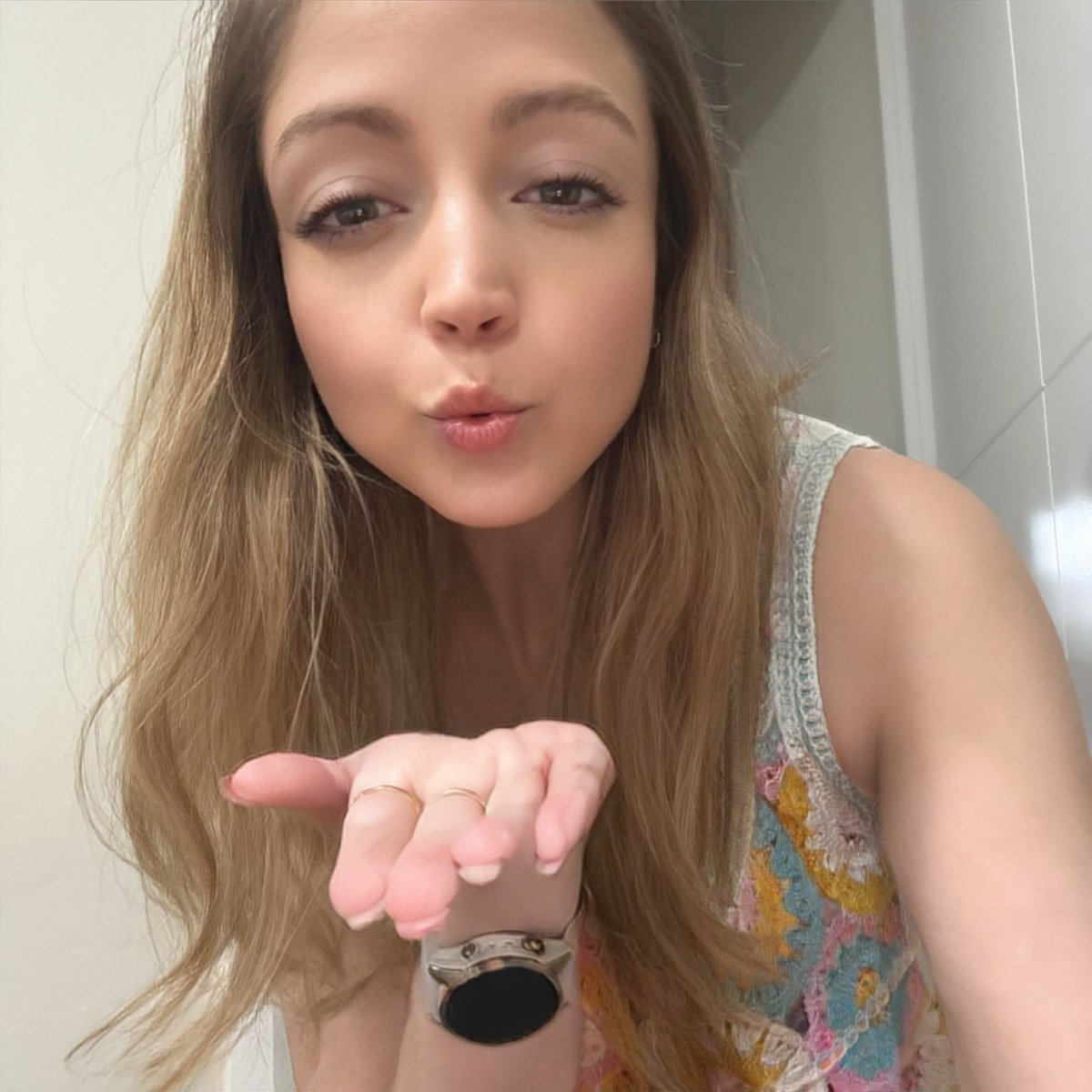 Buttons Booty tweet media