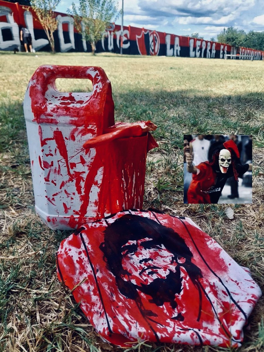 enemigodelsilen's tweet photo. Los pibes de Newell’s pintan con el corazón.

🚩🏴 https://t.co/u9ysbqybgn