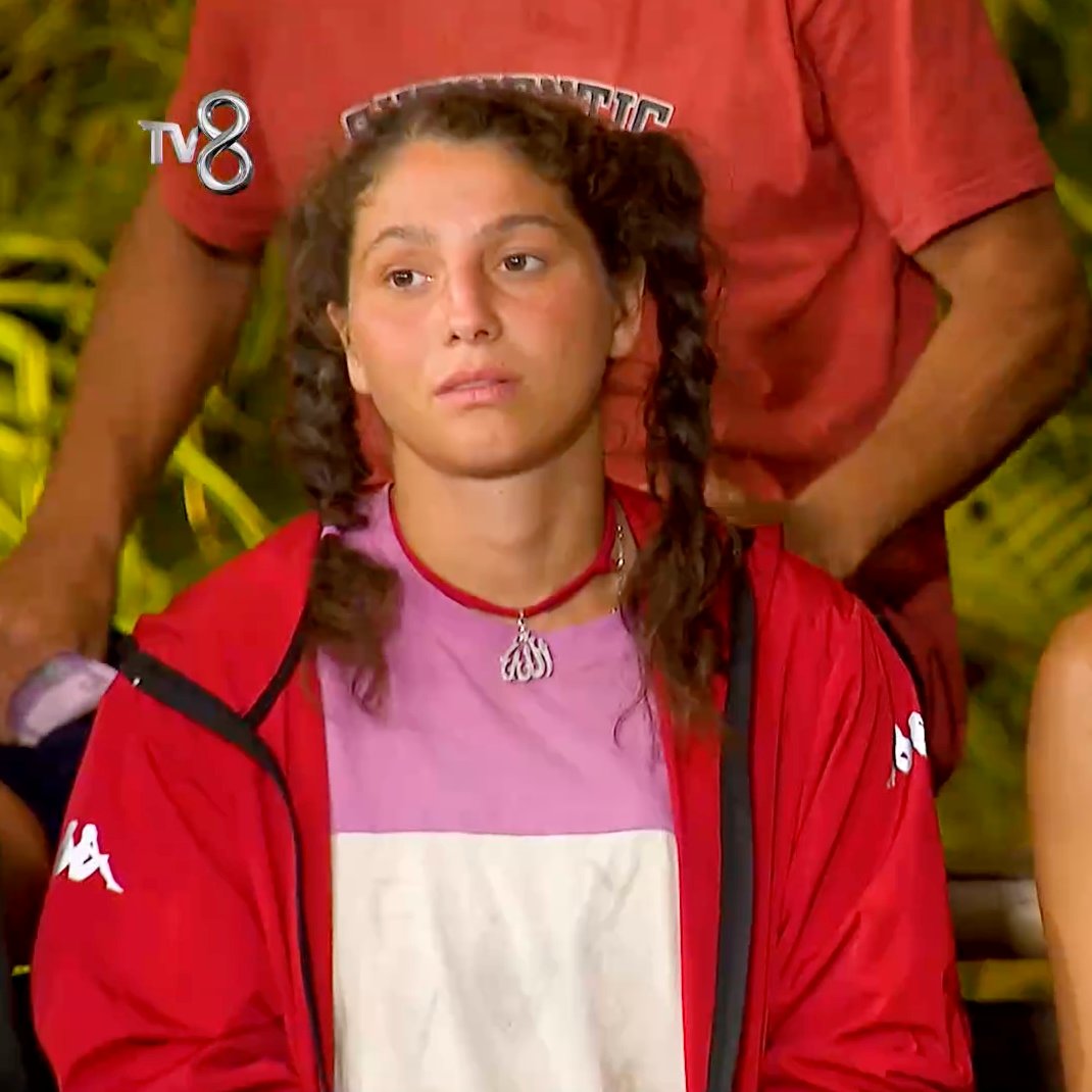 SERCAN YILDIRIM EFSANESİN AHAHAHAH SEREN AY'IN ELİNDEN YEMEĞİNİ VE PARASINI ALDI

bir sonraki erkek oylamasında oyum sana söz #survivor2026