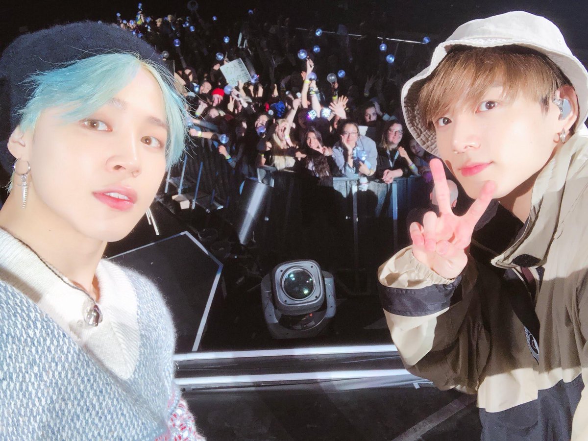nini__1117's tweet photo. @eka52hZ 很久之前是一個藍藍一個棕棕🥹 https://t.co/BRkX2qLMcG
