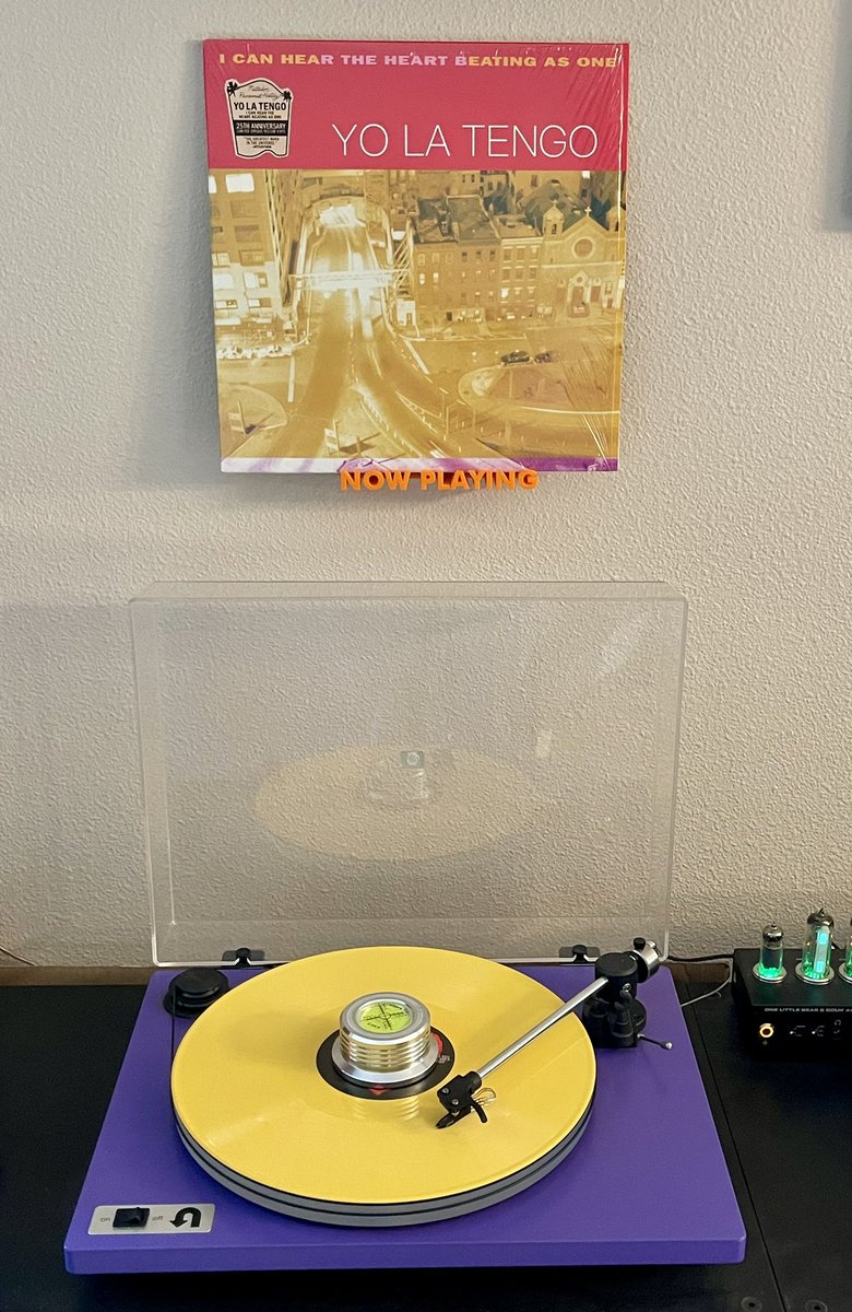 JustAsk86301693's tweet image. #NowPlaying️ #vinylcommunity #RecordCollection #YoLaTengo 

Yo La Tengo - I Can Hear The Heart Beating As One (1997 - 25th Anniversary Edition)

Some Valentines music this morning.  Be sure to hug your loved ones and tell them how special they are.  Time is not guaranteed.