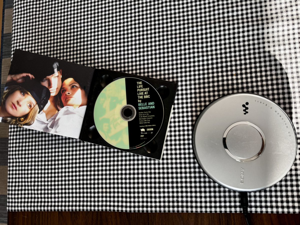 Xinthotolt tweet media