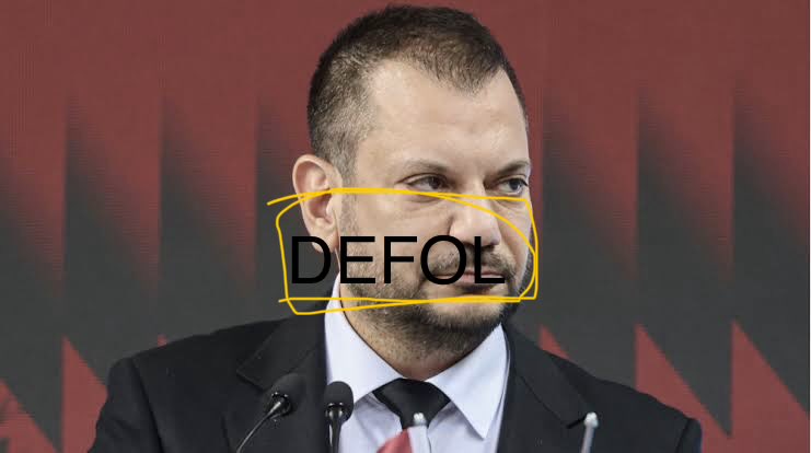 Borç ,morç hikaye.
Ali Koç’un Trabzon versiyonu.
Yönetiminde kazandığı daha bir derdi yok.
Üstünde bir cenabetlik var.
Algı ile orda durmaya devam ediyor.
#ertuğruldoğani̇stifa