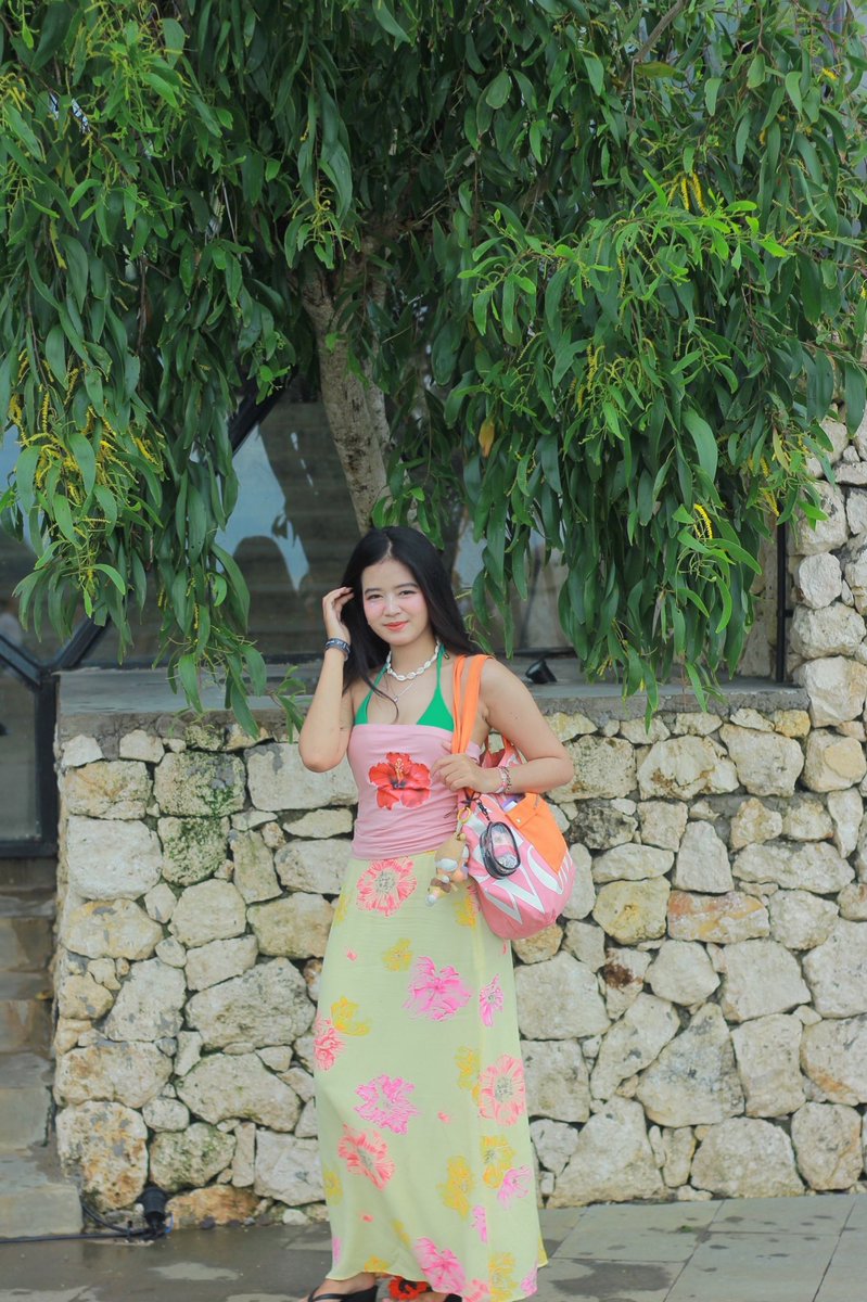 saskiasctr's tweet photo. 🌺🌼 https://t.co/PvYvT3gAsH