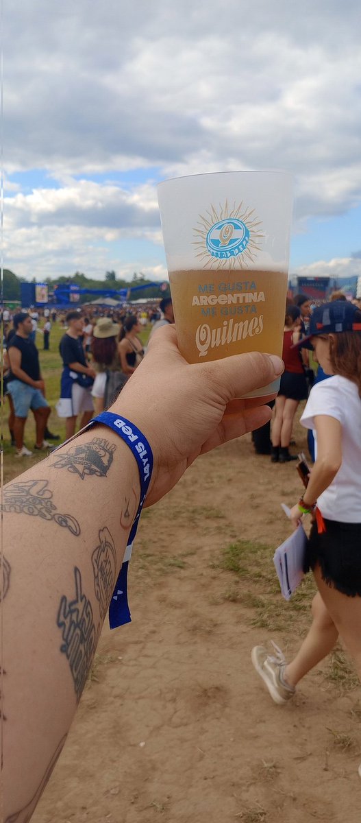 bello_XD's tweet photo. @Quilmes_Cerveza @Cosquin_Rock https://t.co/kwupfQ96hh