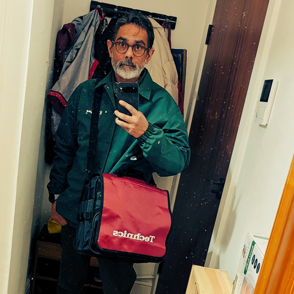 bat020 tweet media