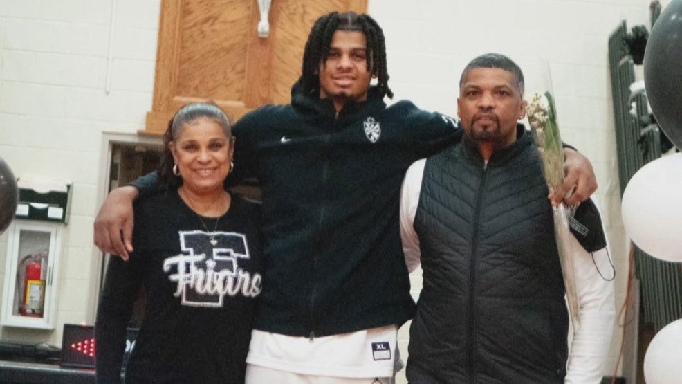S_CharlesNFL's tweet photo. #BREAKING: Bryce Hopkins dad Clyde Hopkins was ejected during today’s Providence College & St John’s basketball game after an altercation with students 

Security reports indicate that Clyde Hopkins assaulted 2 Providence sophomores following his sons airballed 3 point attempt 

I’m told the students are “just fine” following the assault and won’t need to sit out for a full season like Bryce would’ve if he was hit