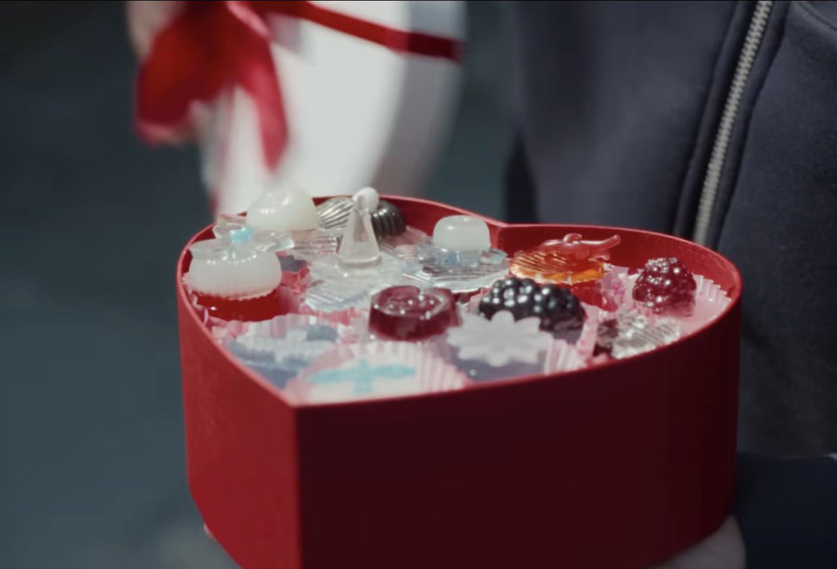 🫧 l a i l a tweet media