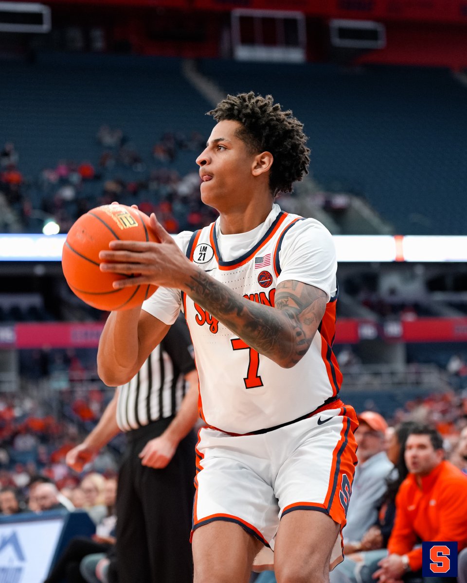 Cuse_MBB's tweet photo. 3️⃣  more for Kiyan 🫡 🫡 https://t.co/RD2wYbnnNd