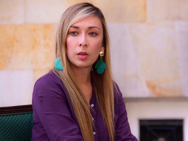 Por lo que más quieran, ni un solo Voto por esta miserable traidora.