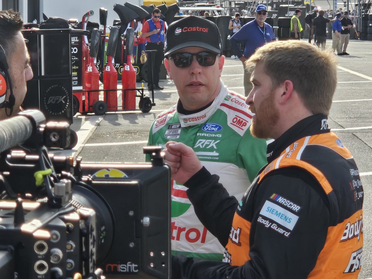 EricEstepp17's tweet image. Brad and Buescher debriefing. RFK Racing is 1-2-3 in final practice.
#Daytona500