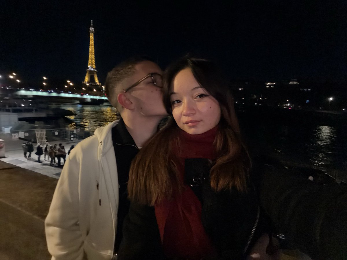 M8 Ǝlsa ⭐️ tweet media