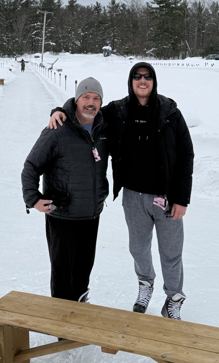JonLeeOSC's tweet photo. Awesome skate today at the Cranberry Marsh with my favourite son-in-law #Muskoka #Bala #ActonIsland https://t.co/7pEKhhLFtE