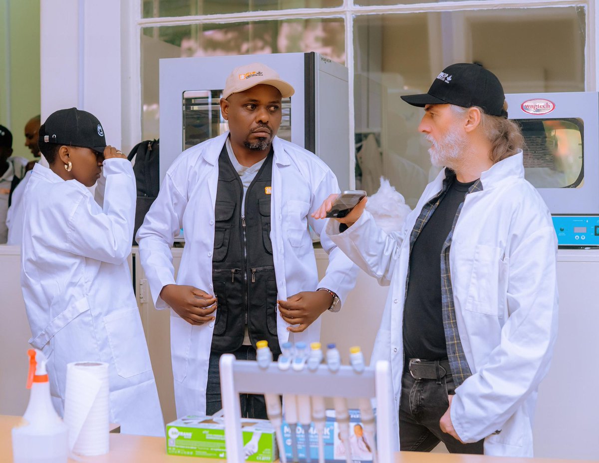 Rwanda Biotech Capacity Building tweet media