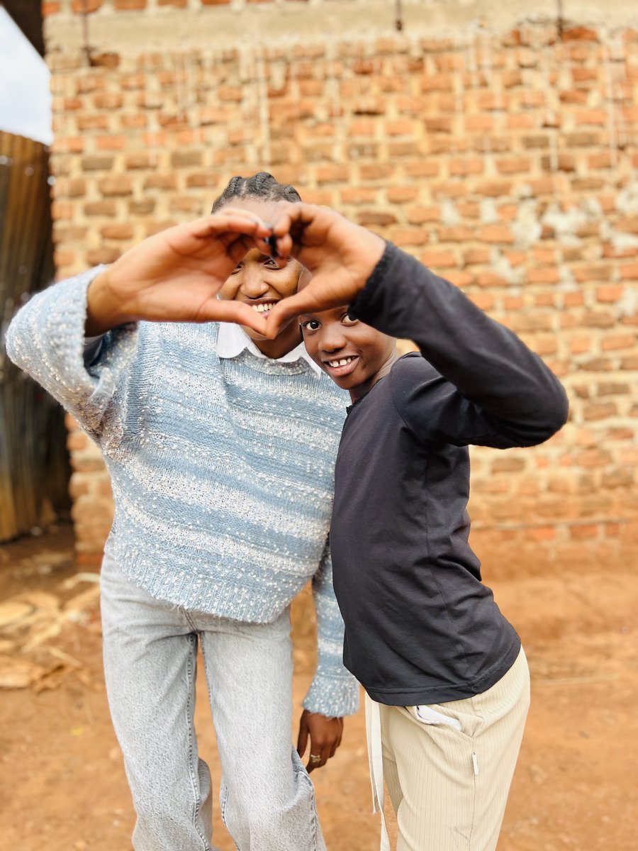 These are the special times 🥰🌹❤️. Valentine’s Day well spent with my lovelies 🥰 @kibulikids